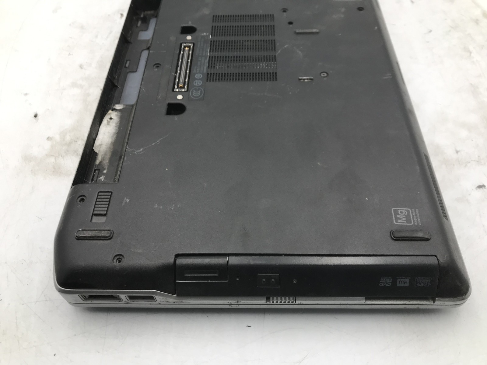 DELL LATITUDE E6320 – FOR PARTS/REPAIR – INTEL I3 2ND GEN – NO RAM -READ DESC-BB