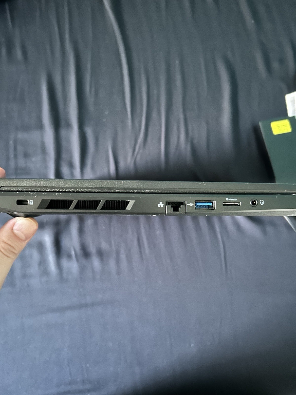 Acer Nitro V AI Gaming Laptop 16″ 180Hz RTX 5050 Ryzen 5 240 16GB RAM 512GB