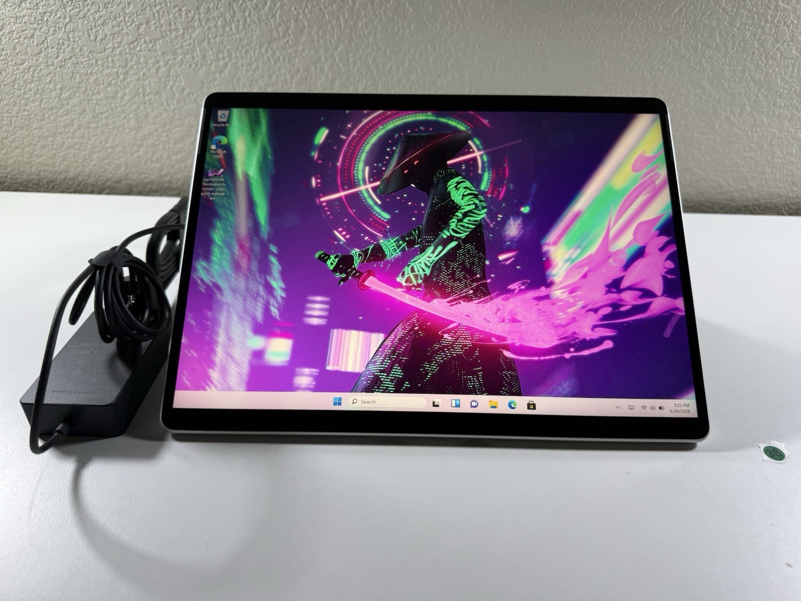 Microsoft Surface Pro 8 (1982) i5-1145G7 – 16GB RAM – 256GB 120Hz – Win 11 Pro