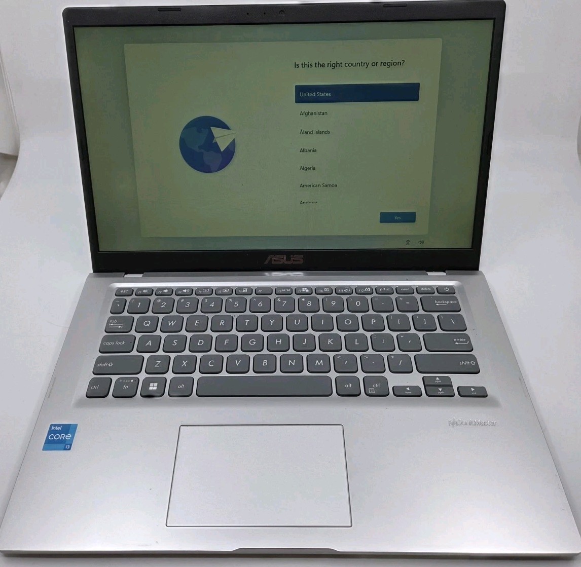 Asus Vivobook 14 128GB 8GB i3 11th Gen Intel UHD Graphics
