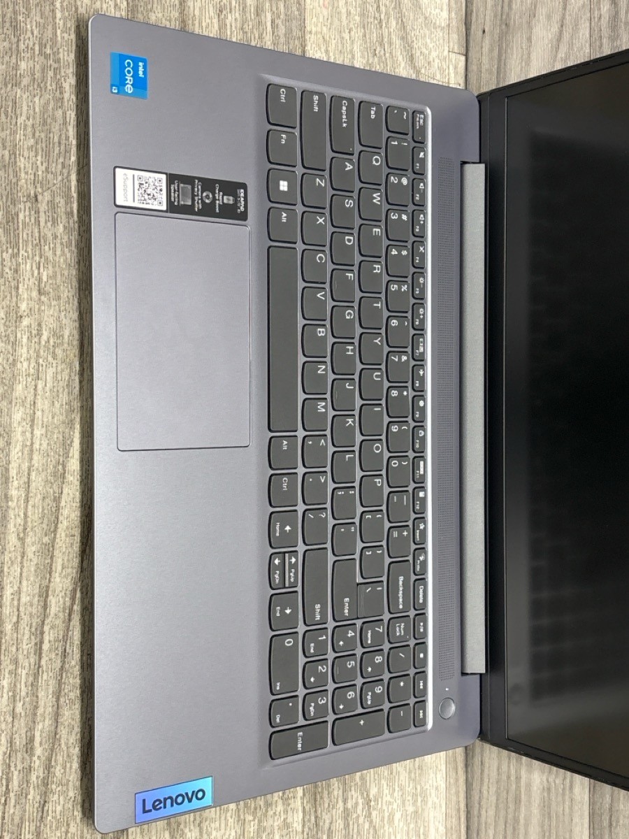 Lenovo IdeaPad 3i 15″ i3-N305 8GB RAM 256GB SSD Laptop (A1D032021)