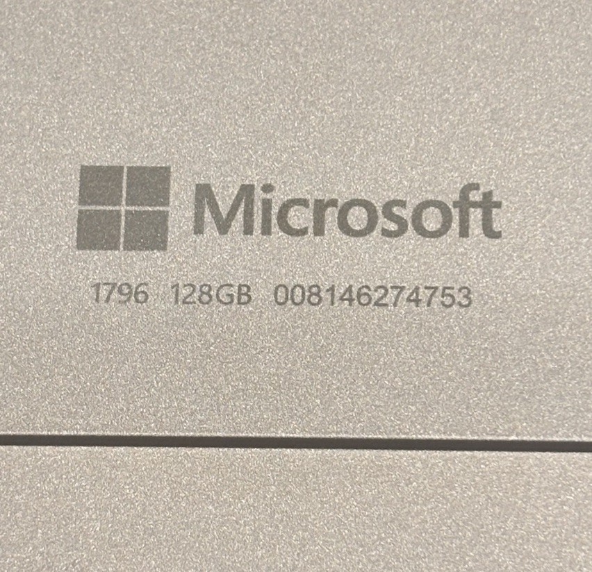 Microsoft Surface Pro (128GB, i5 7th Gen., 4GB)Laptop – Silver – 1796