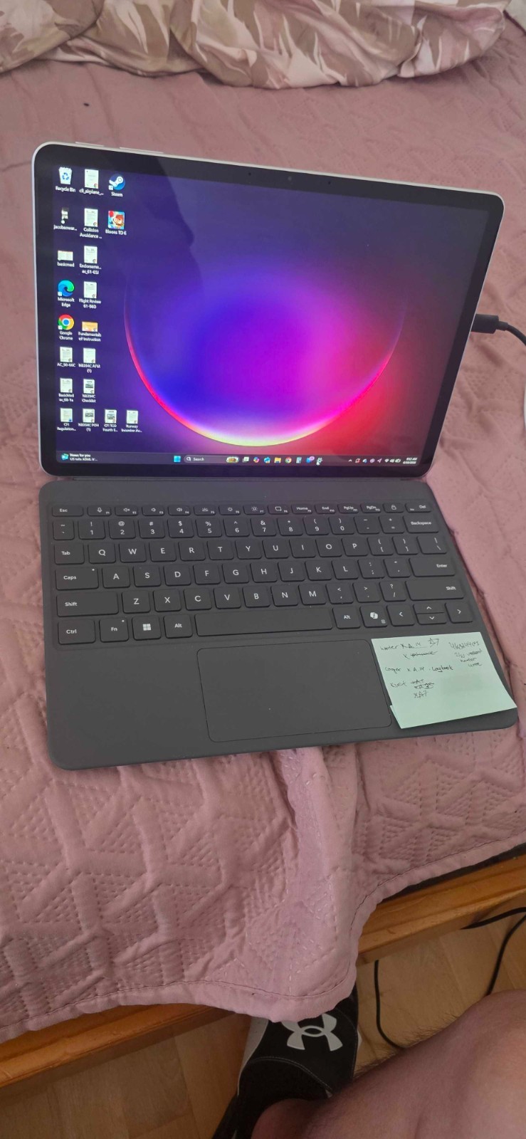 Microsoft – Surface Pro 11th – Snapdragon X Plus 8 Core – 16GB RAM – 256GB UFS