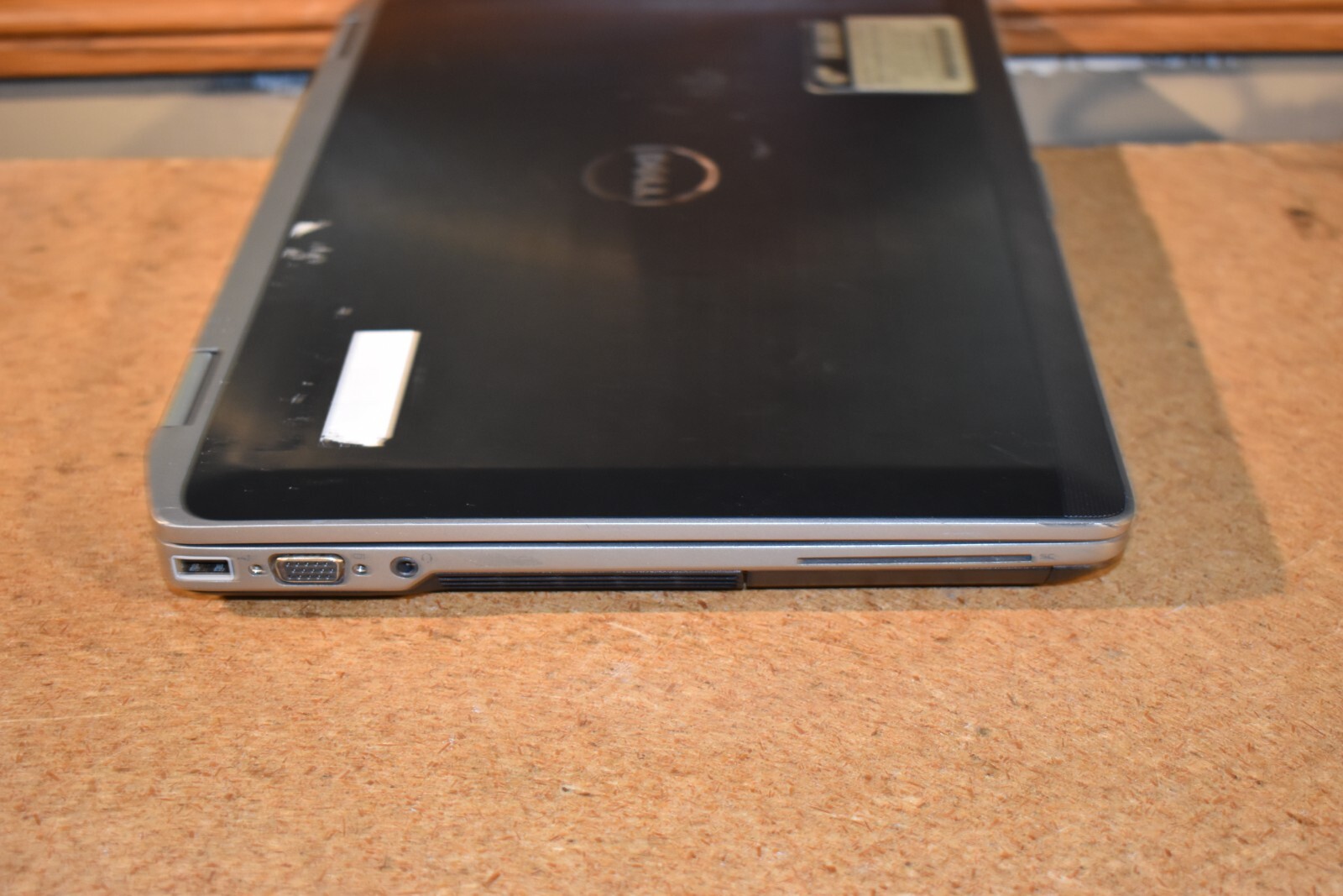 Dell Latitude E6420 Intel Core i5-2520M 4GB RAM 500GB HD Windows 7 32-bit Webcam