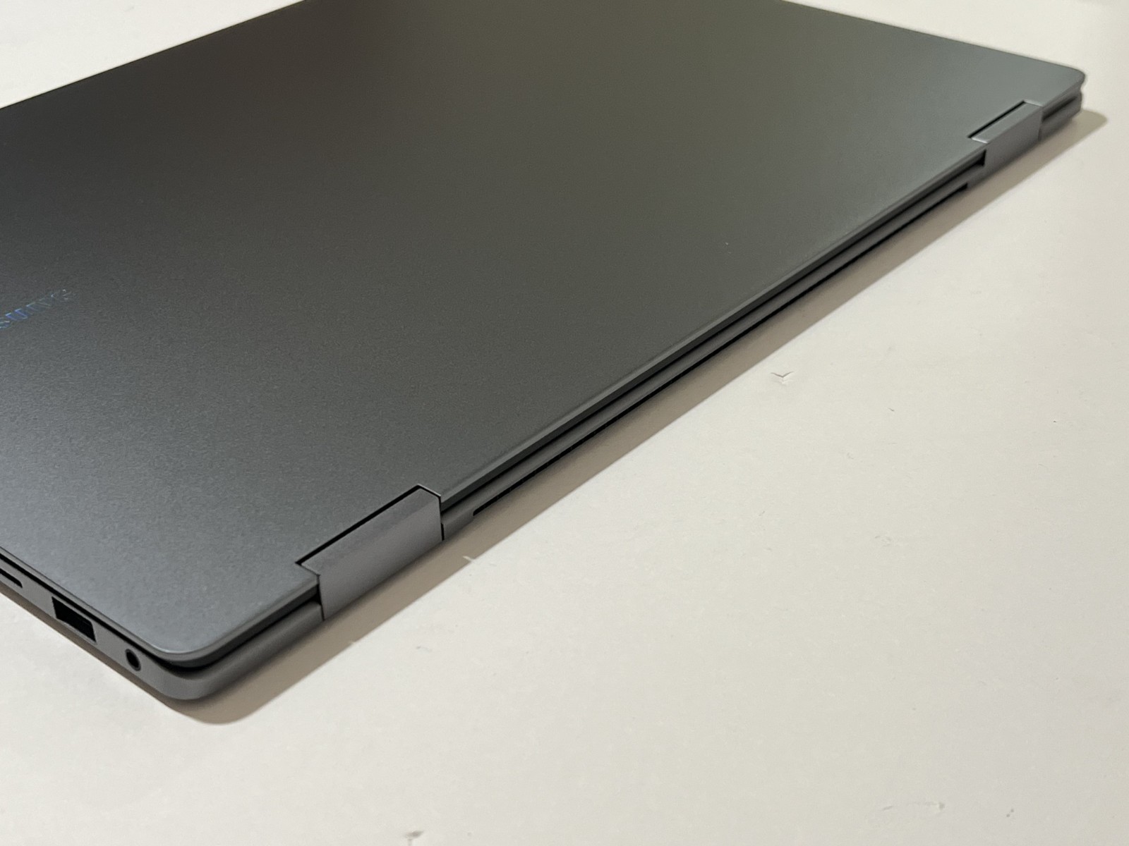 Samsung Galaxy Book5 Pro 360 16″ AMOLED Touch Ultra 7 256V 16GB 1TB W11H