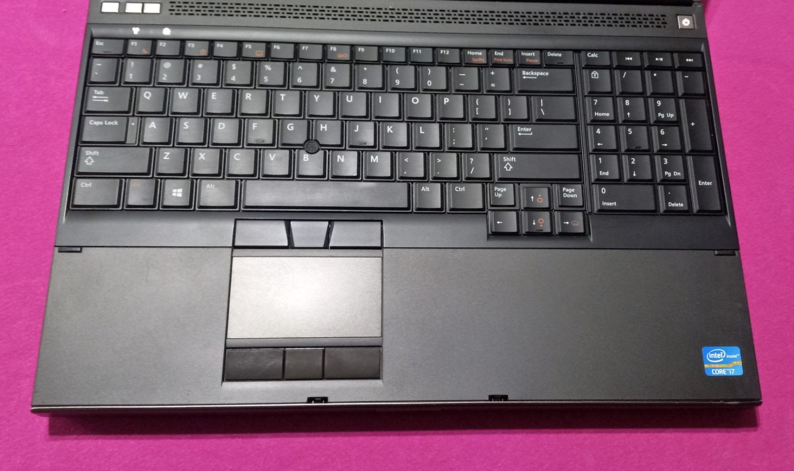 Dell Precision M4700 laptop Intel I7-3740qm 2.7-3.7Ghz 12GB 256GB NVIDIA P1000