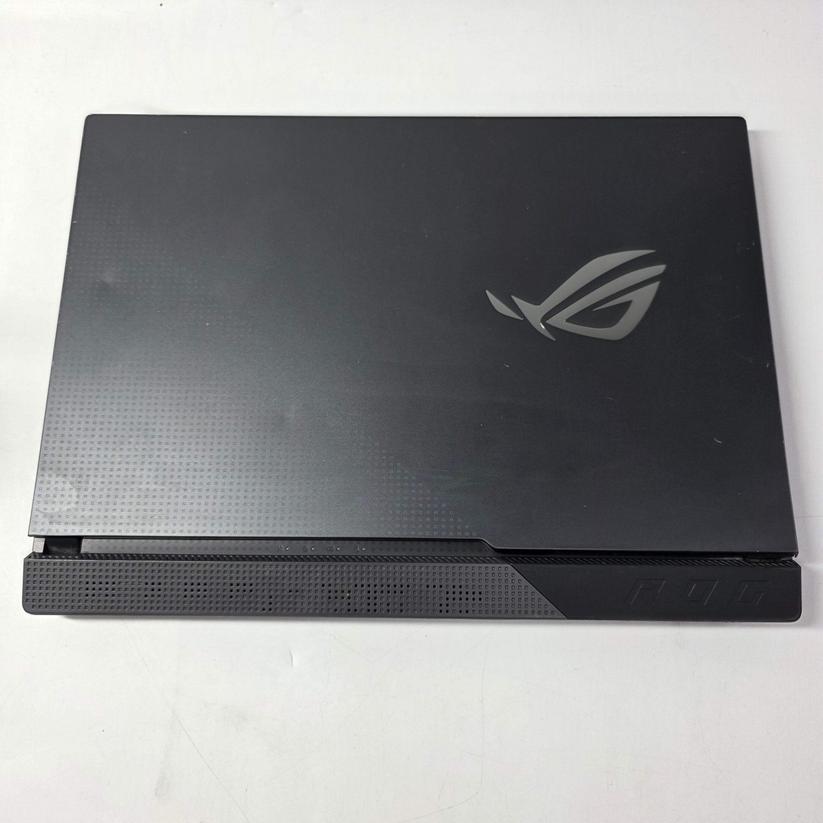 Asus ROG Strix G15 15.6″ Ryzen 7 4800H 2.9GHz 16GB RAM 1TB GeForce RTX 3050 Ti