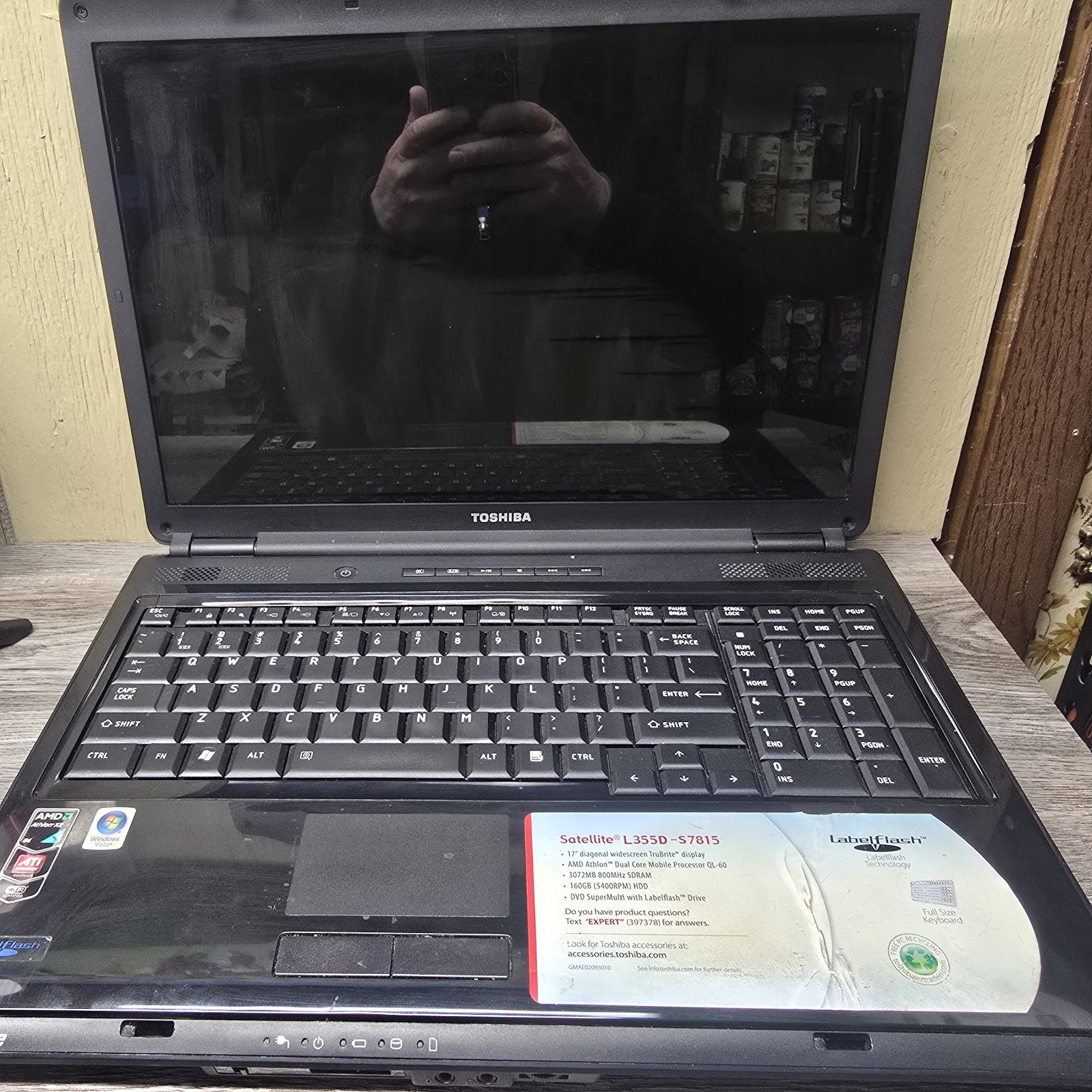 Toshiba Satellite L355D-S7815 17″ Laptop AMD QL-60 3GB 160GB Win7 COA