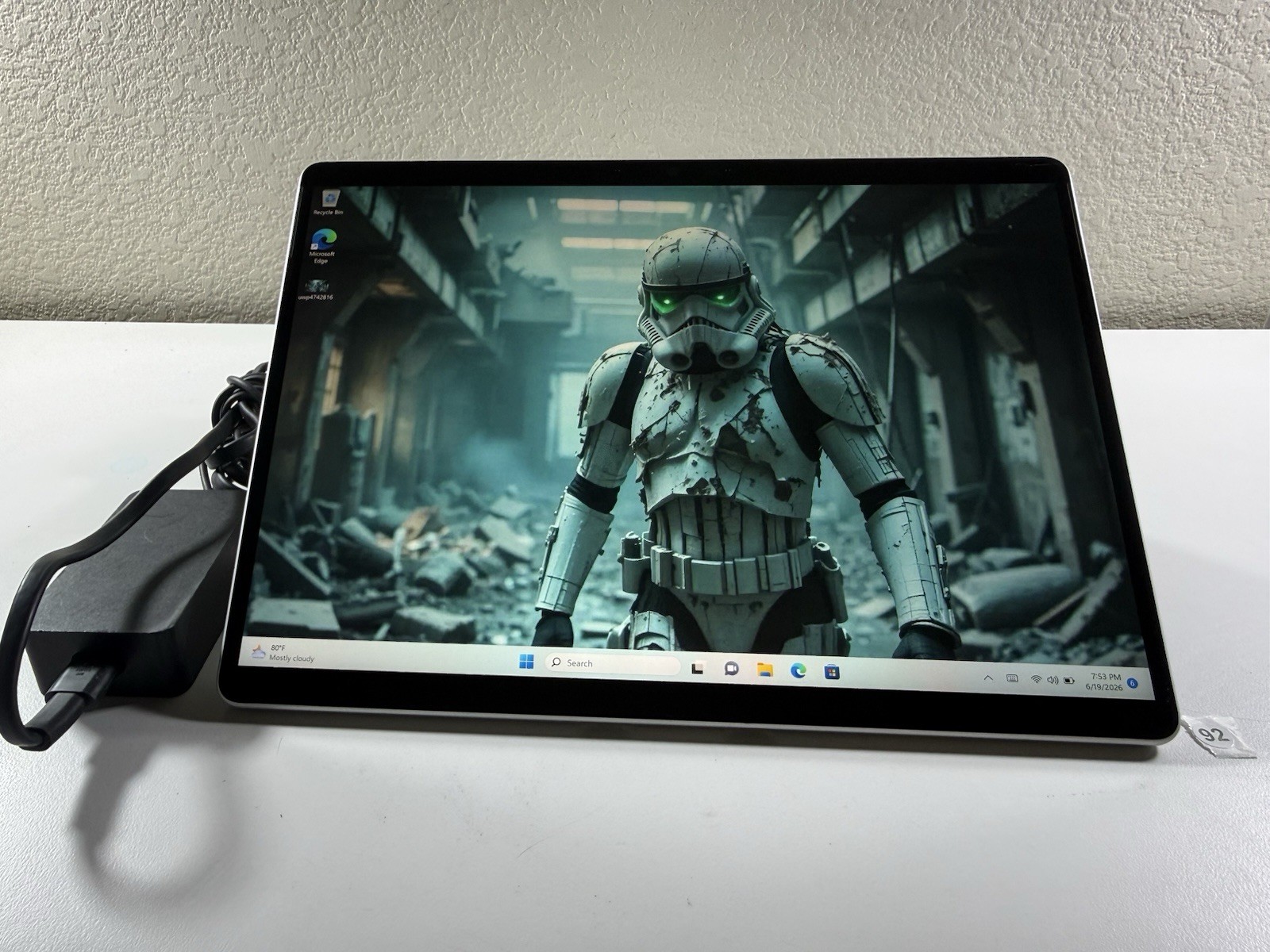 Microsoft Surface Pro 8 (1982) i5-1145G7 – 16GB RAM – 256GB 120Hz – Win 11 Pro