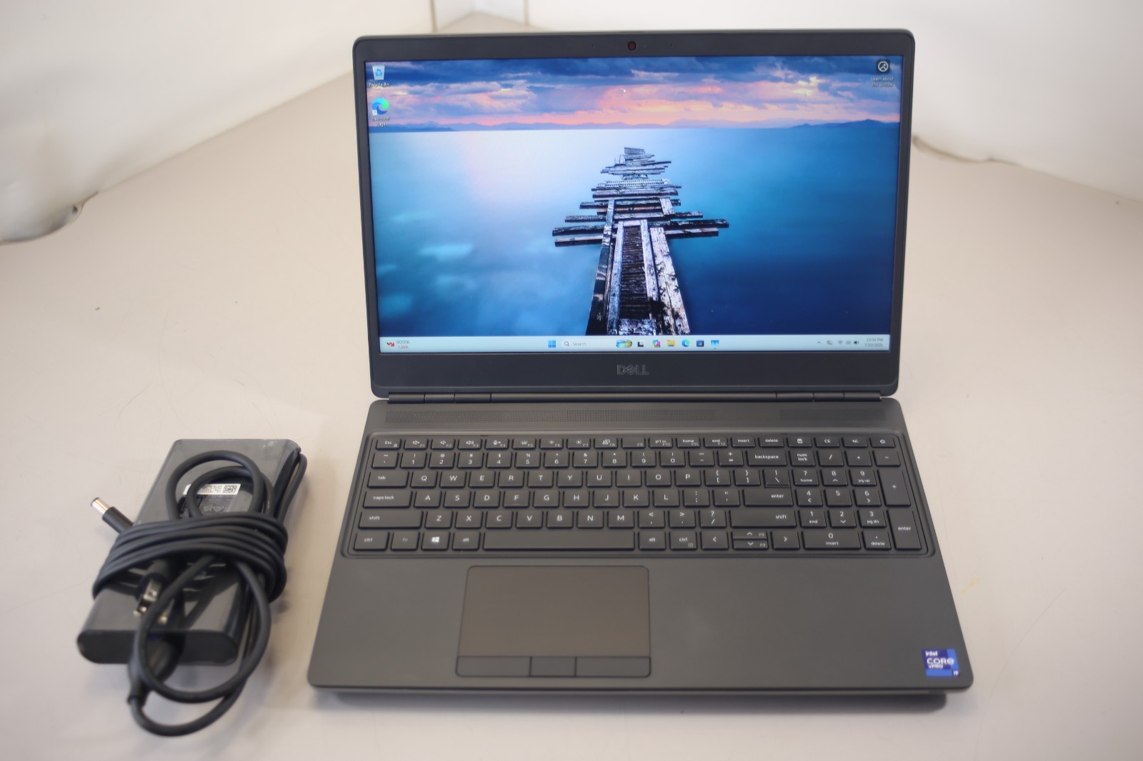 Dell Precision 7560 15.6″ Core i9-11950H 32GB 256GB Nvidia RTX A3000 Win 11P
