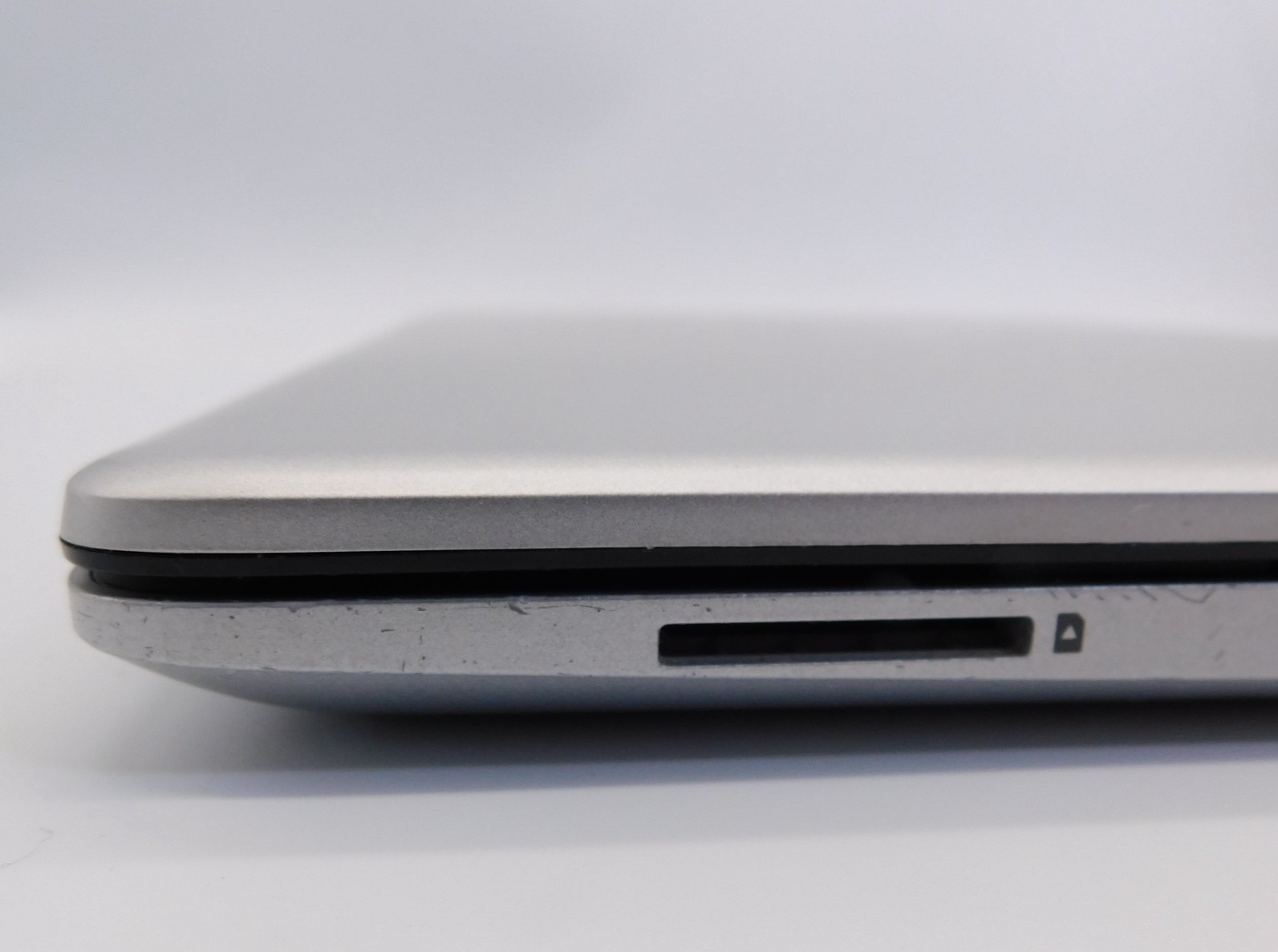 HP 15-dw0037wm 15.6″ i3 8th Gen 8GB RAM 1TB HDD Windows 10 Laptop Silver