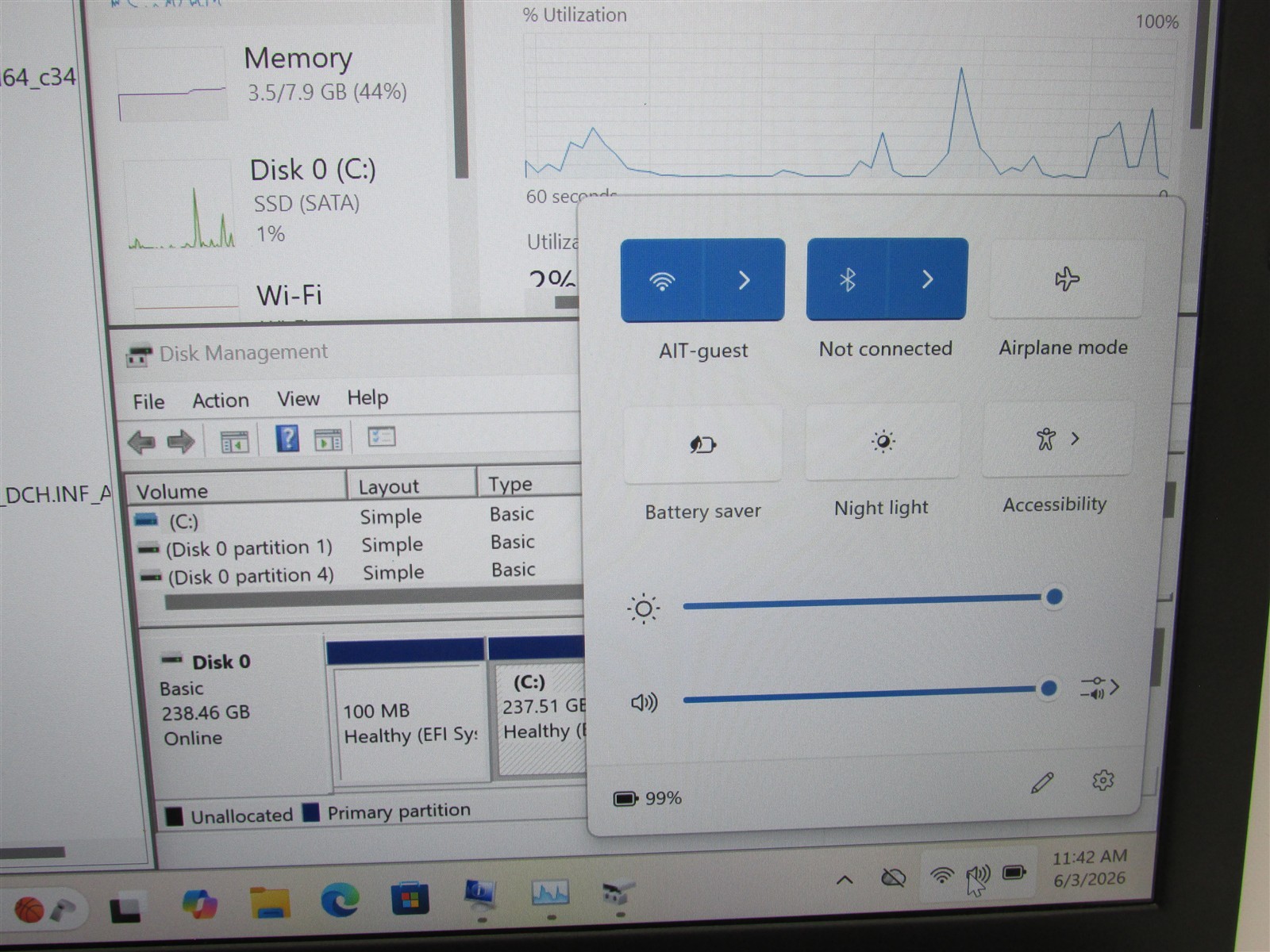 Dell Latitude 3490 i5-8250U 1.6GHz 8GB RAM 256GB m.2 14″ Windows 11 Pro COSM DMG
