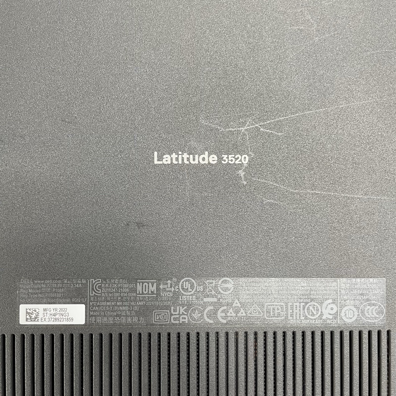 Dell Latitude 3520 15.6″ i5-1135G7 2.40 GHz 8 GB RAM No SSD/OS/AC – Worn Keys