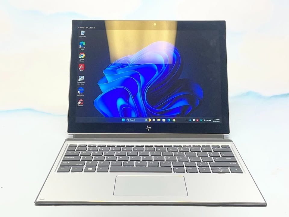 HP Elite X2 G4, i5 8250U, 8GB RAM, 256GB SSD, 12.3″ 2in1