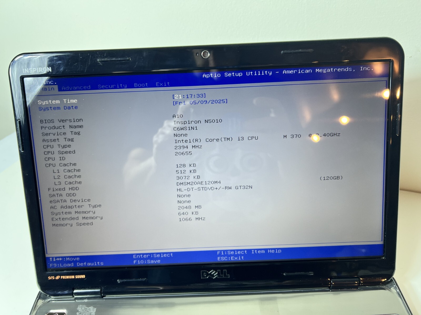 Dell Inspiron N5010 15.6″ Intel Core i3 m370 @ 2.40 GHz 2GB DDR3 128GB SSD As-Is