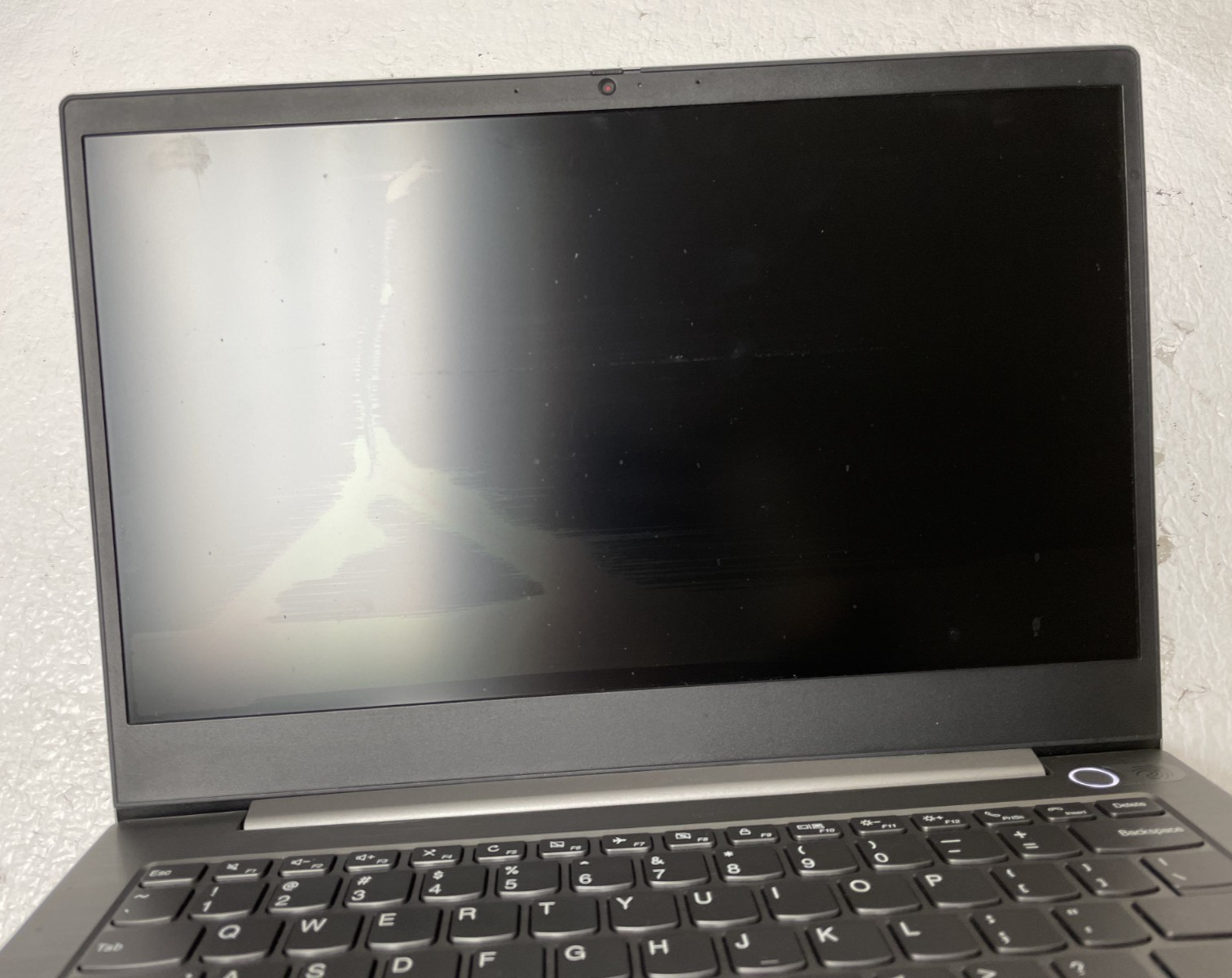 Lenovo ThinkBook 14-IIL Core i5-1035G1 8GB RAM NO SSD BrokenScreen Parts