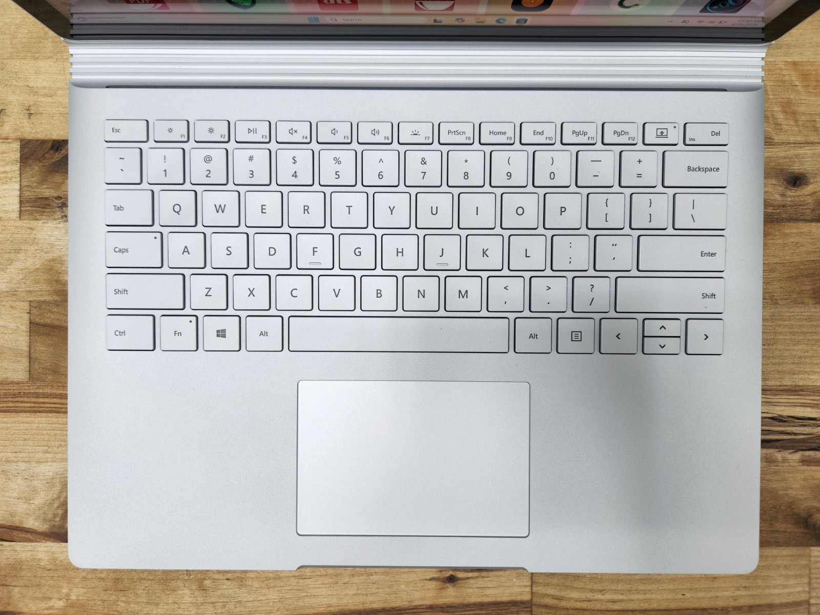 Microsoft Surface Book 2 13.5″ 3K Touch i7-8650U 16GB RAM 512GB SSD GTX 1050 ~