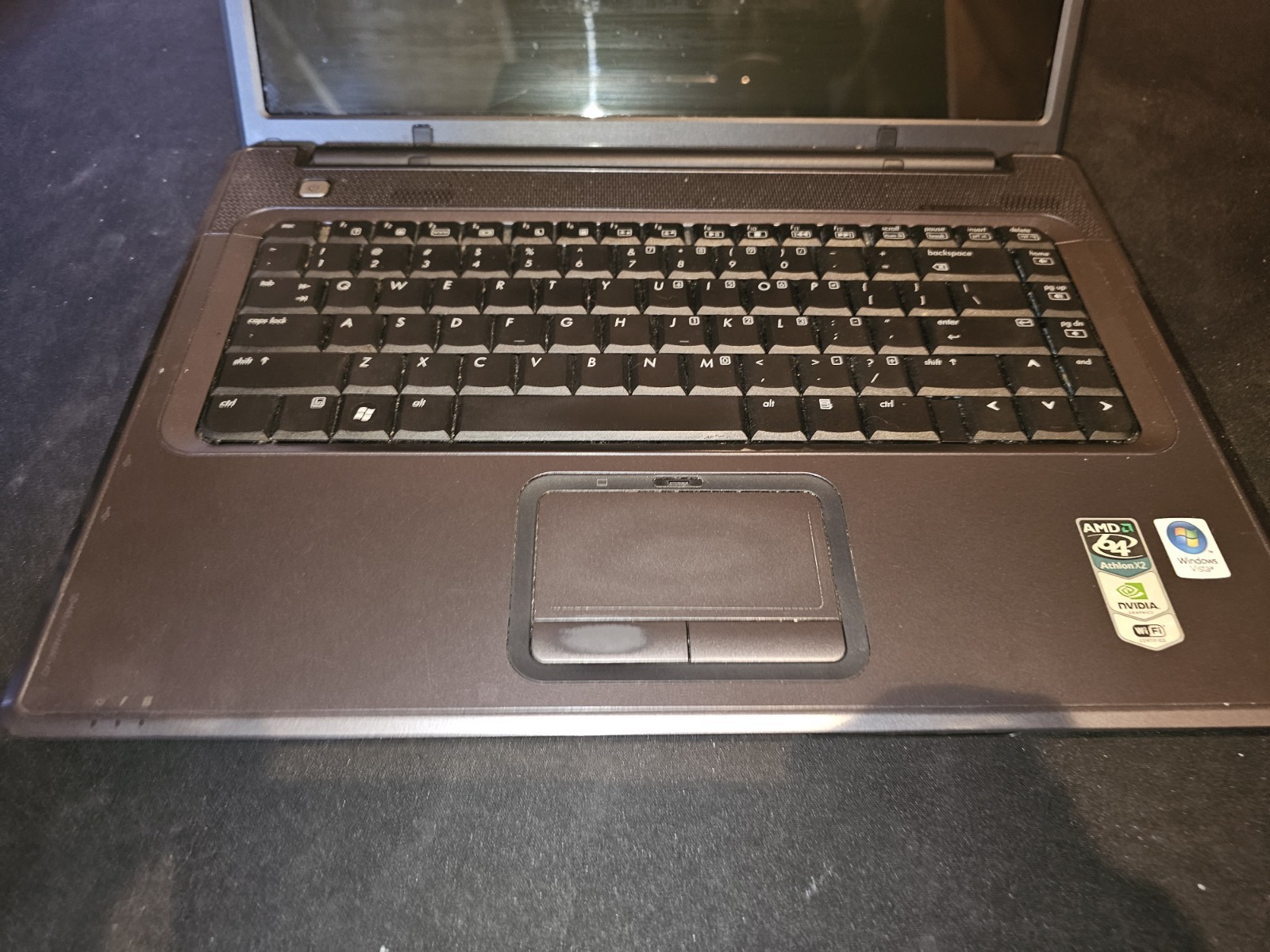 Compaq Presario F700 Laptop AMD Athlon Dual Core with Memory and DVDRW, No OS