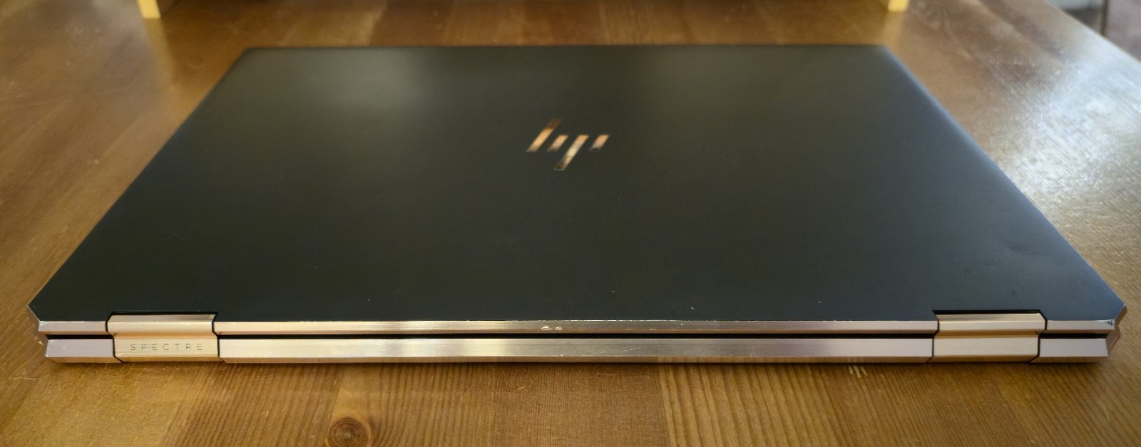 HP Spectre X360 15.6″ – 512GB SSD, i7 8th Gen. 16GB, 2-in-1 TOUCH + Charger, W11