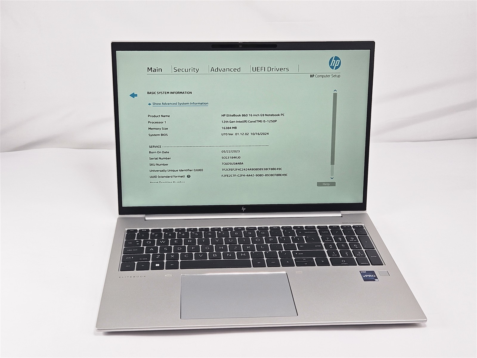 HP 16″ EliteBook 860 G9 i5-1250P 16GB RAM 512GB NVMe Intel Iris Xe