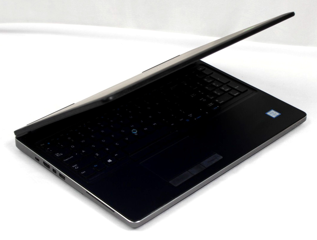Dell Precision Laptop 7520 Intel i7-7820HQ 2.9GHz 16GB 2x256GB 4-Core SSD Win11