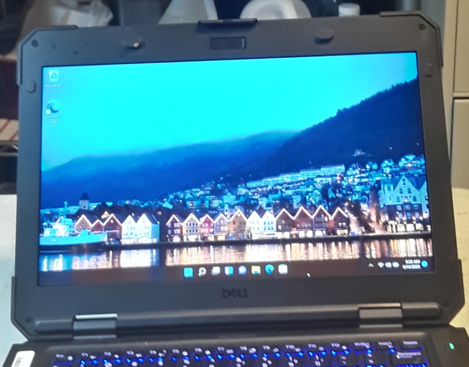 Rugged Dell Latitude 5424 14″ TOUCHSCREEN Intel 8TH Gen 500Gb SSD 16gb RAM Win11