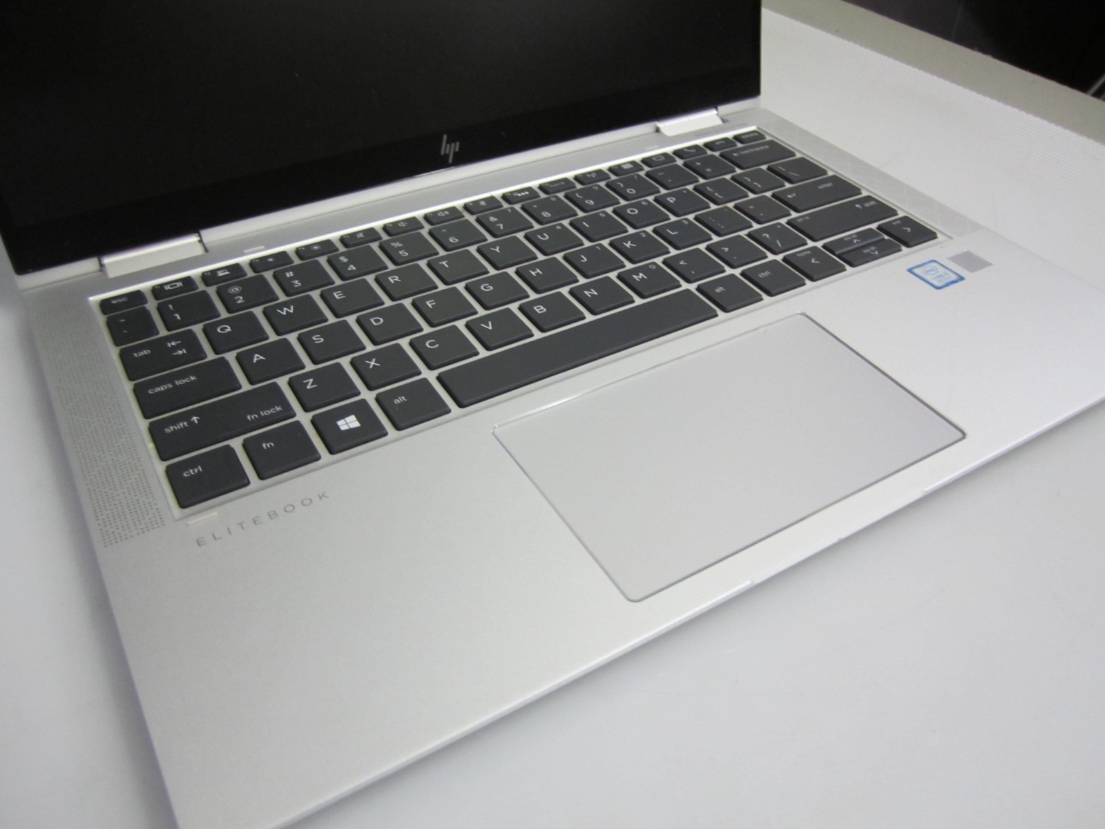 HP EliteBook X360 1030 G4 Touch i5-8265U 1.6GHz 16GB NO HDD/AC/OS BAD M2 SLOT