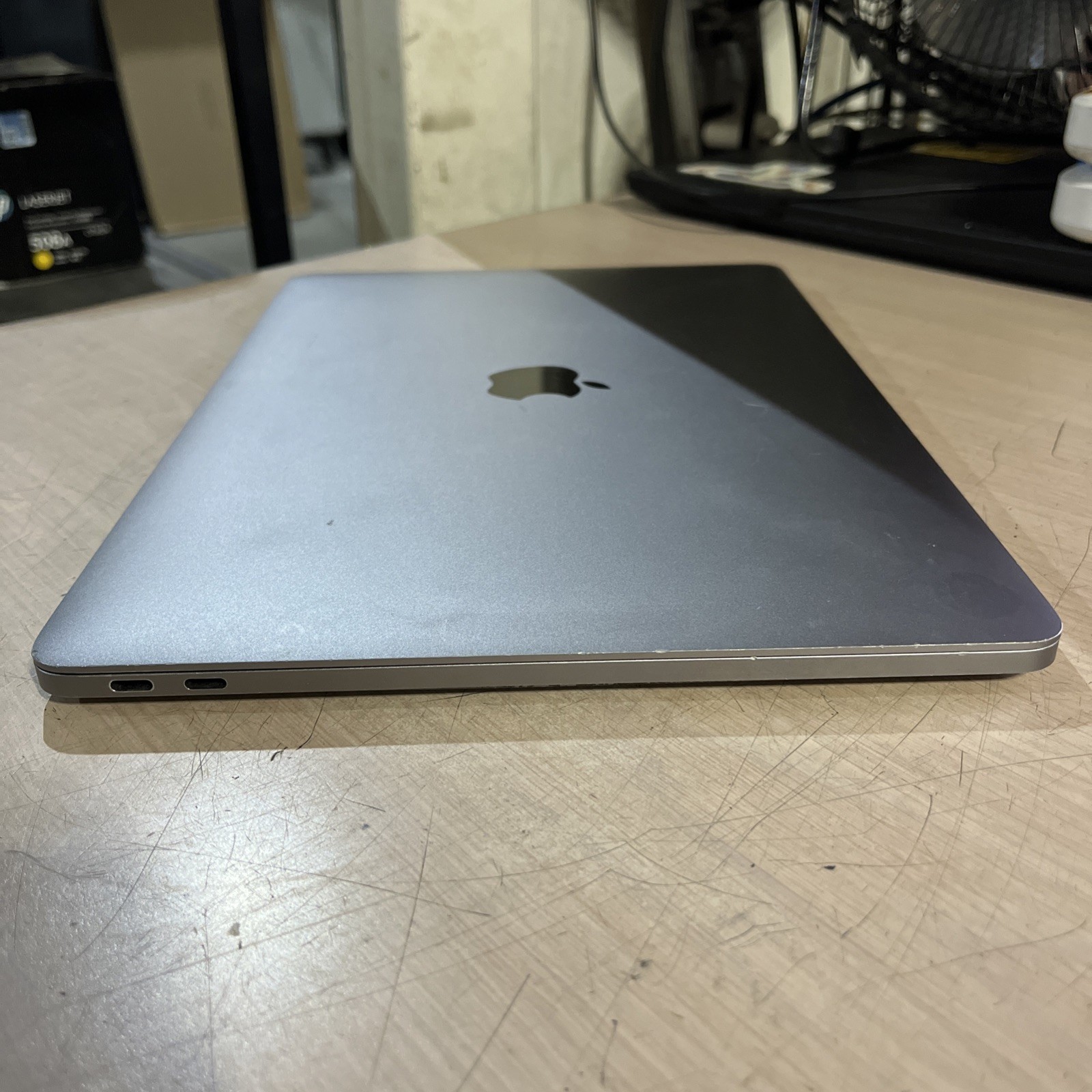 APPLE MACBOOK PRO 13″ MID-2017 CORE I5-7360U 2.3GHZ 8GB RAM NO HD