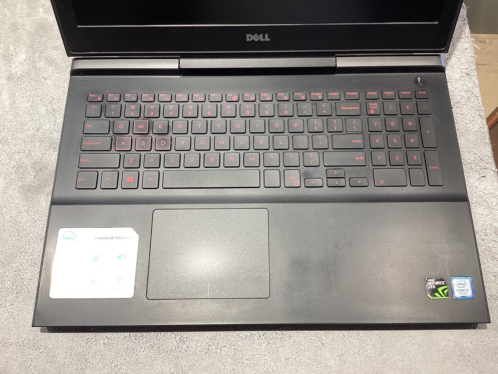 Dell Inspiron 15 7000 Gaming Laptop PC P65F CORE i5 7th Gen 8Gb 256Gb QZ01