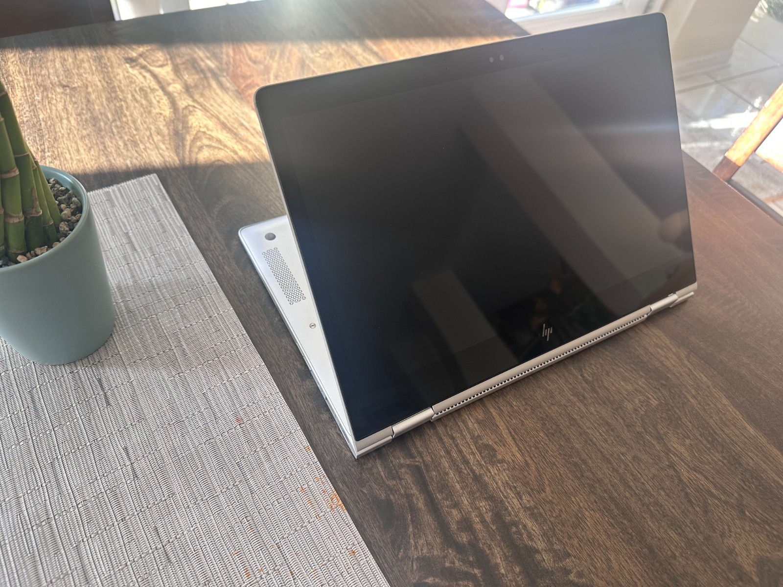 HP EliteBook X360 1030 G2 13.3″ Touchscreen i7-7600U 512GB SSD 16 GB RAM Win 11P
