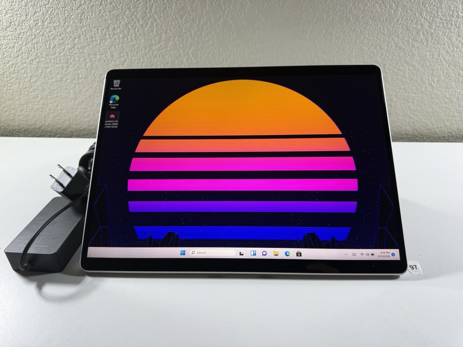 Microsoft Surface Pro 8 (1982) i5-1145G7 – 16GB RAM – 256GB 120Hz – Win 11 Pro