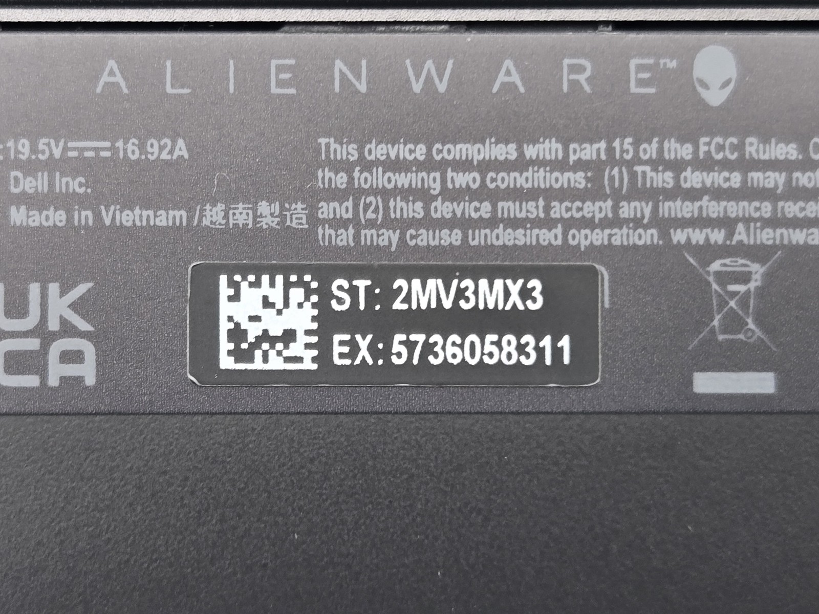 Dell Alienware m16 R1 16″ QHD+ i7-13700HX RTX 4070 16GB 1TB SSD W11 Pro