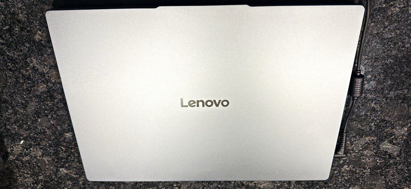 Lenovo IdeaPad Slim 3 15Q8X10 15.6in Snapdragon X 16GB 238GB SSD