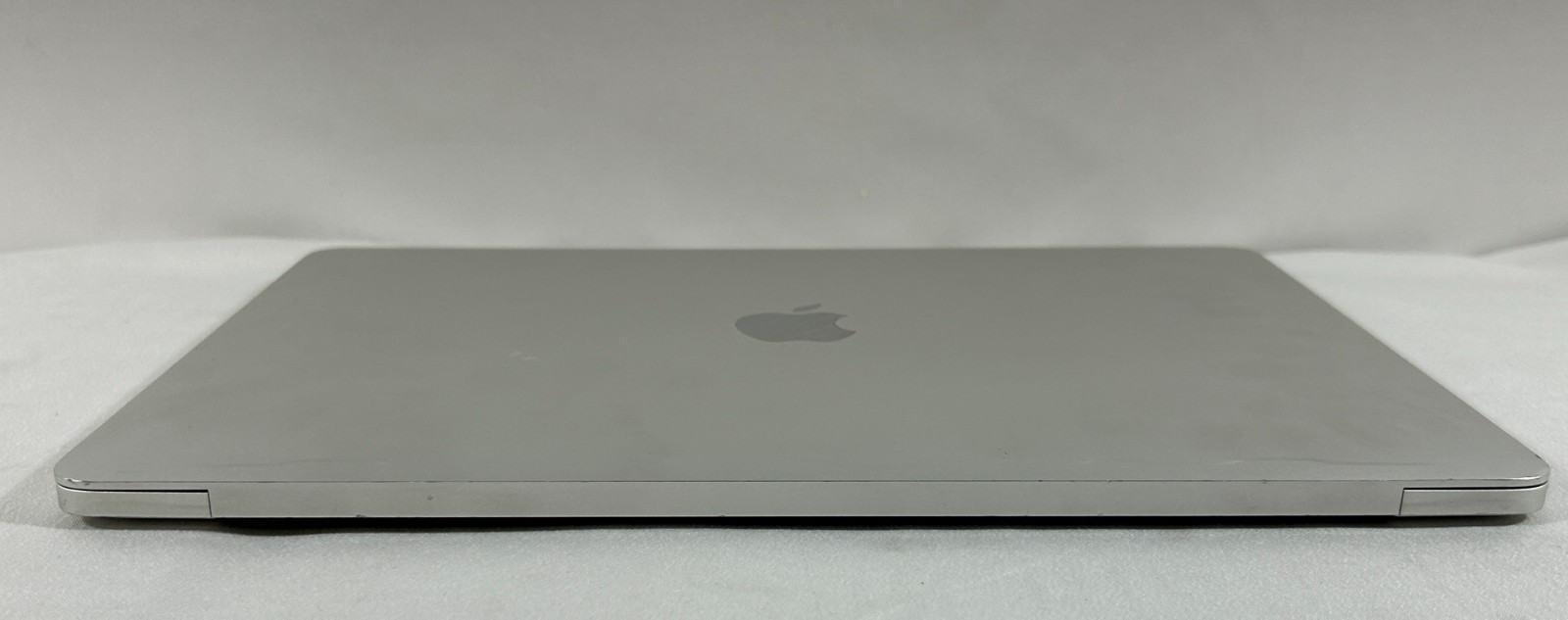 Macbook Pro 2017 | 13inch | intel Core i5 | 8GB |128GB SSD | Factory Reset Ready
