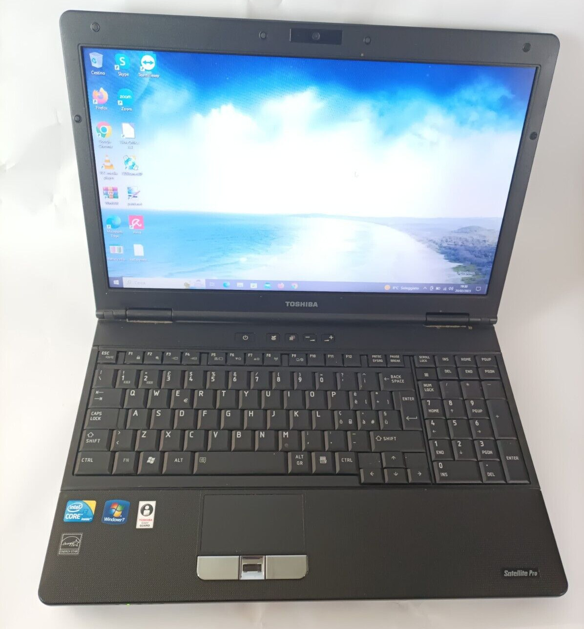 Toshiba S500 Notebook PC i3 M370 4gb DDR3 256gb SSD MiniDP Esata DVD Windows 10