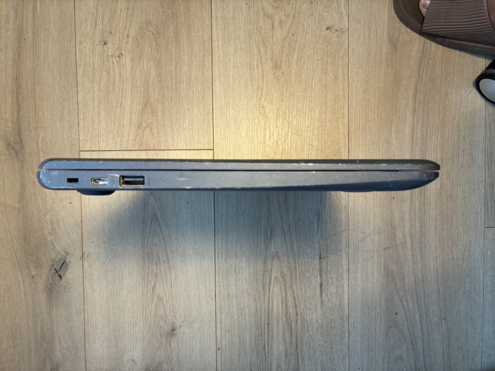 HP ChromeBook 14 G5 14″ HD Laptop AMD A4 8GB RAM 32GB SSD Chrome OS