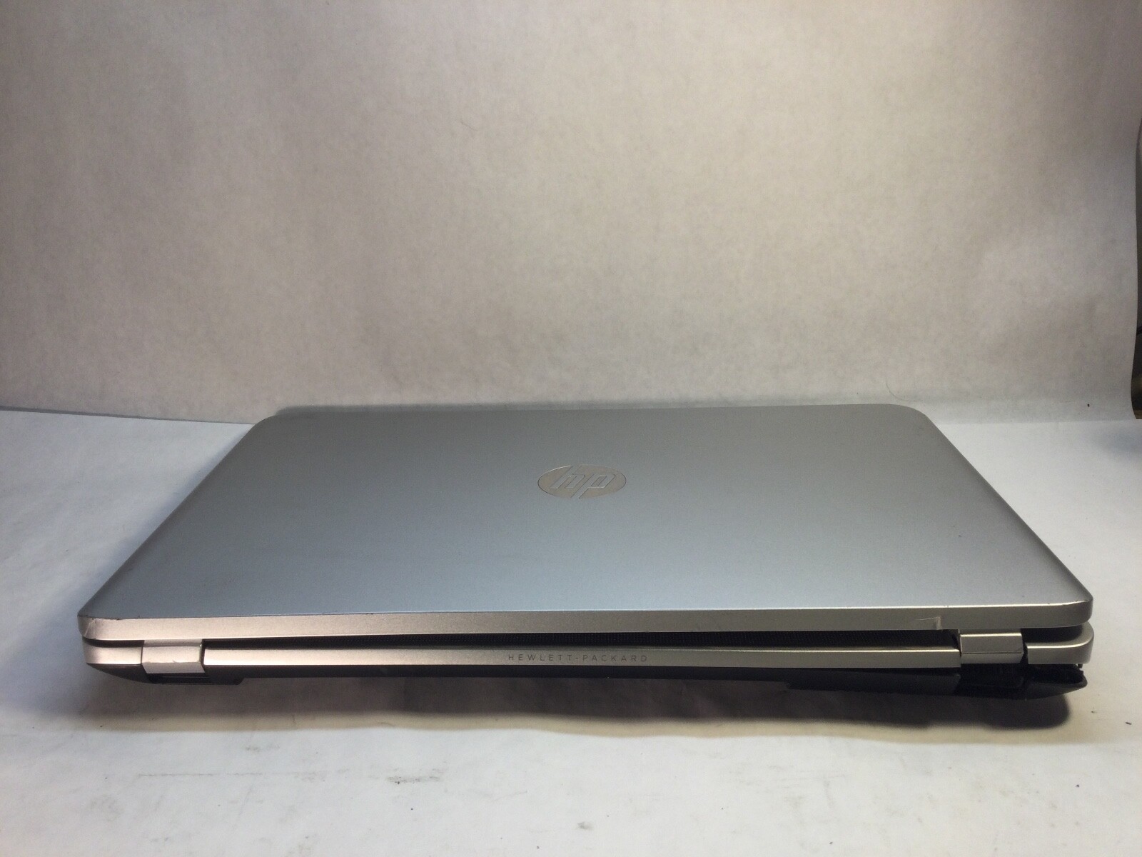 HP Envy TS 15 15″ Intel Core i7 4th Gen. -BROKEN TOUCHSCREEN/HINGE – MZ