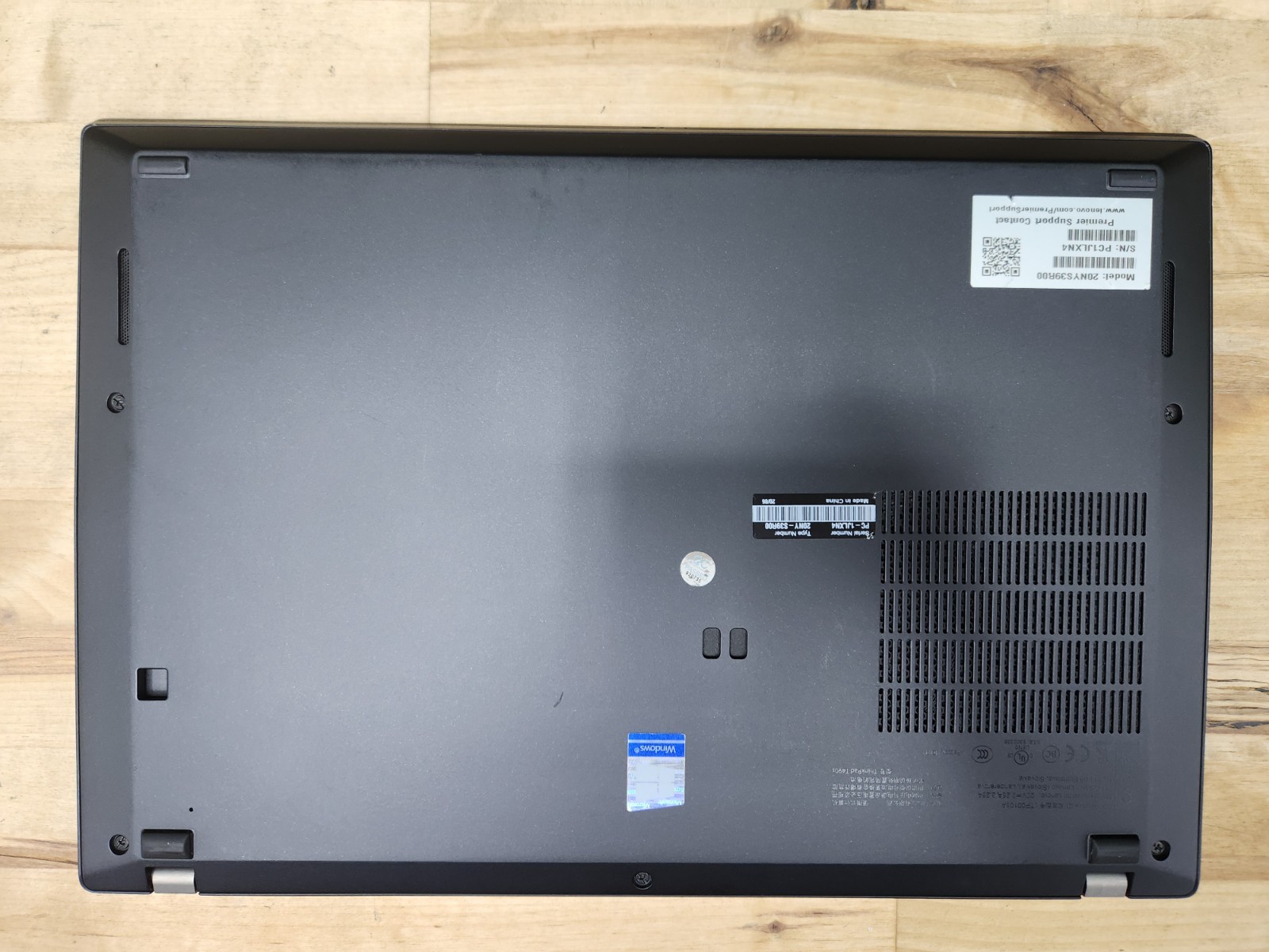 Lenovo ThinkPad T490s FHD Touchscreen i7-8665U 16GB 256GB SSD Windows 11 Pro ~