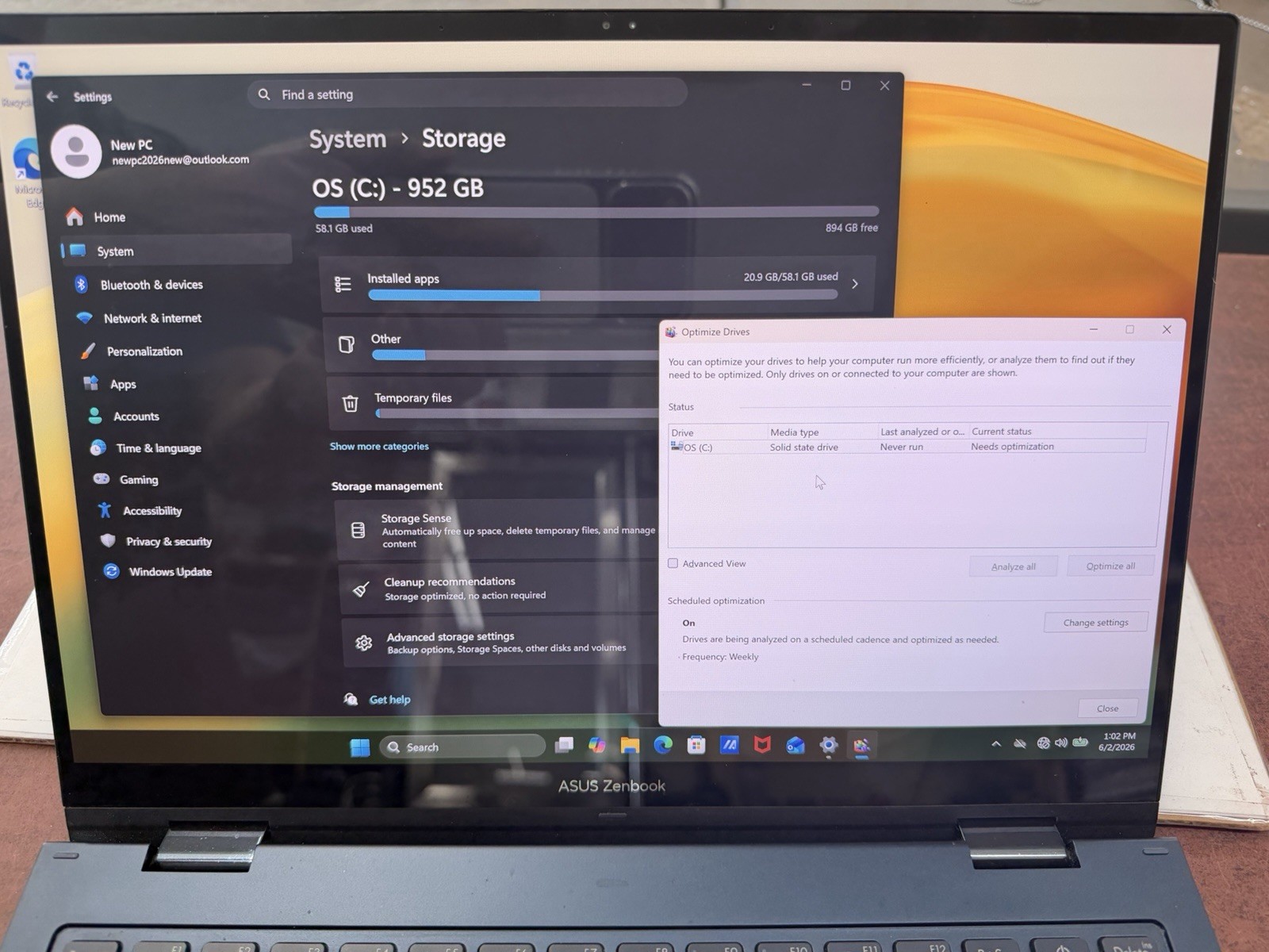 ASUS Zenbook 14 Flip UP3404V 14″ Touchscreen i7 Laptop w/ Pen, Case, Charger