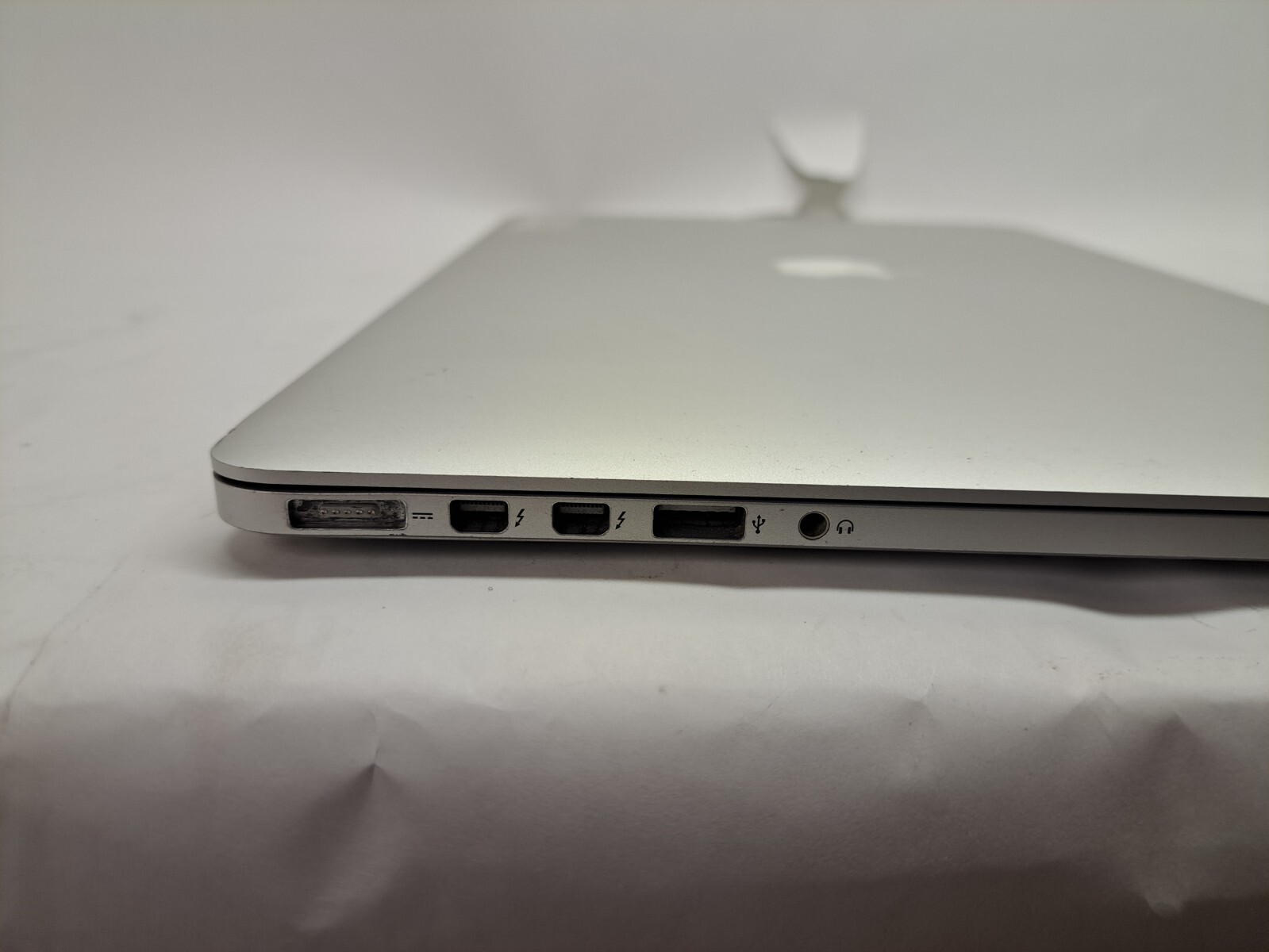 Apple MacBook Pro 15 Late 2013 i7/8GB RAM/256GB SSD Mac OS 11 “Big Sur” Grade B