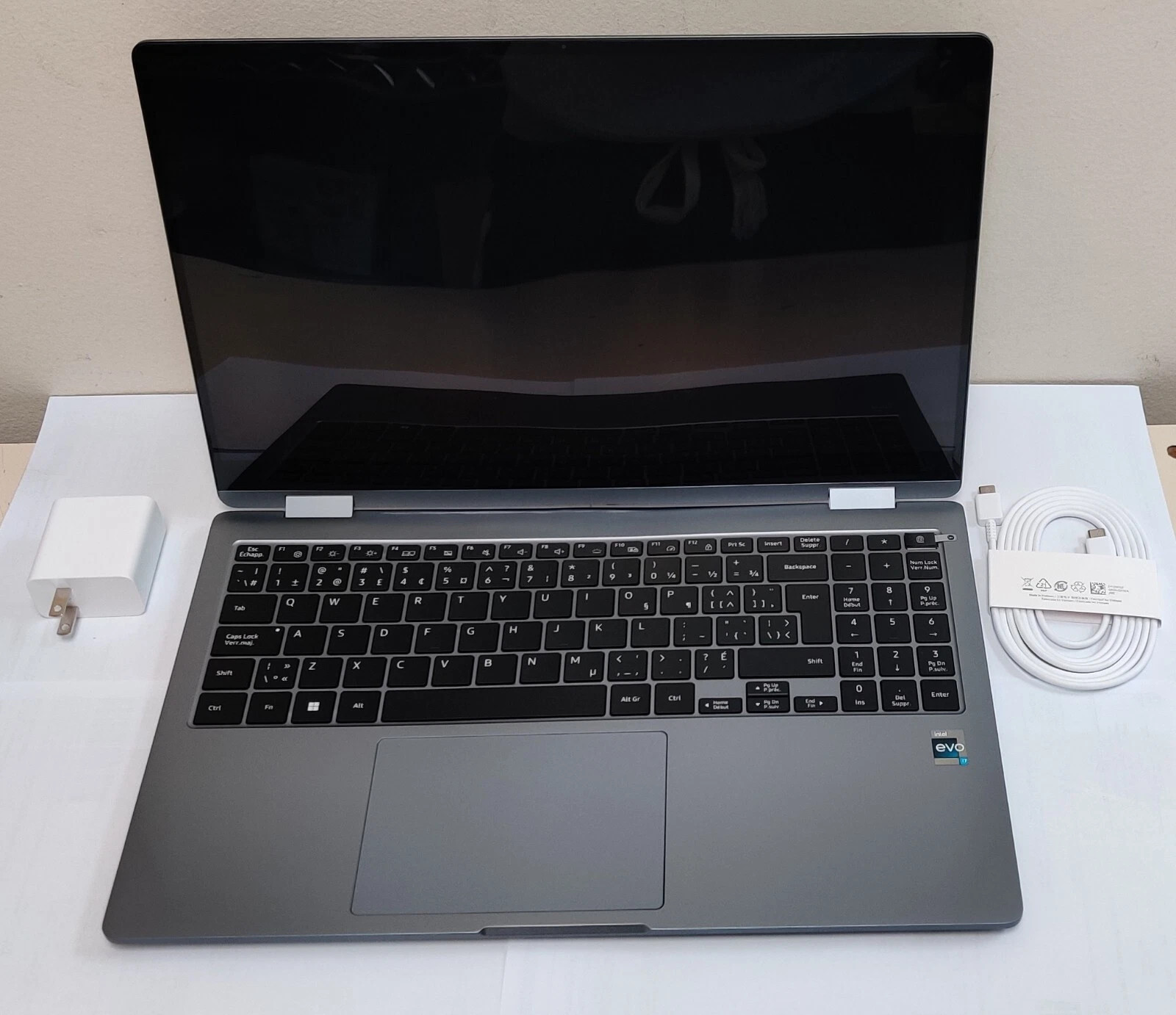 Galaxy Book4 360 15.6 Display C7/16/512GB NP750QGK **Fair**Small Imperfection**