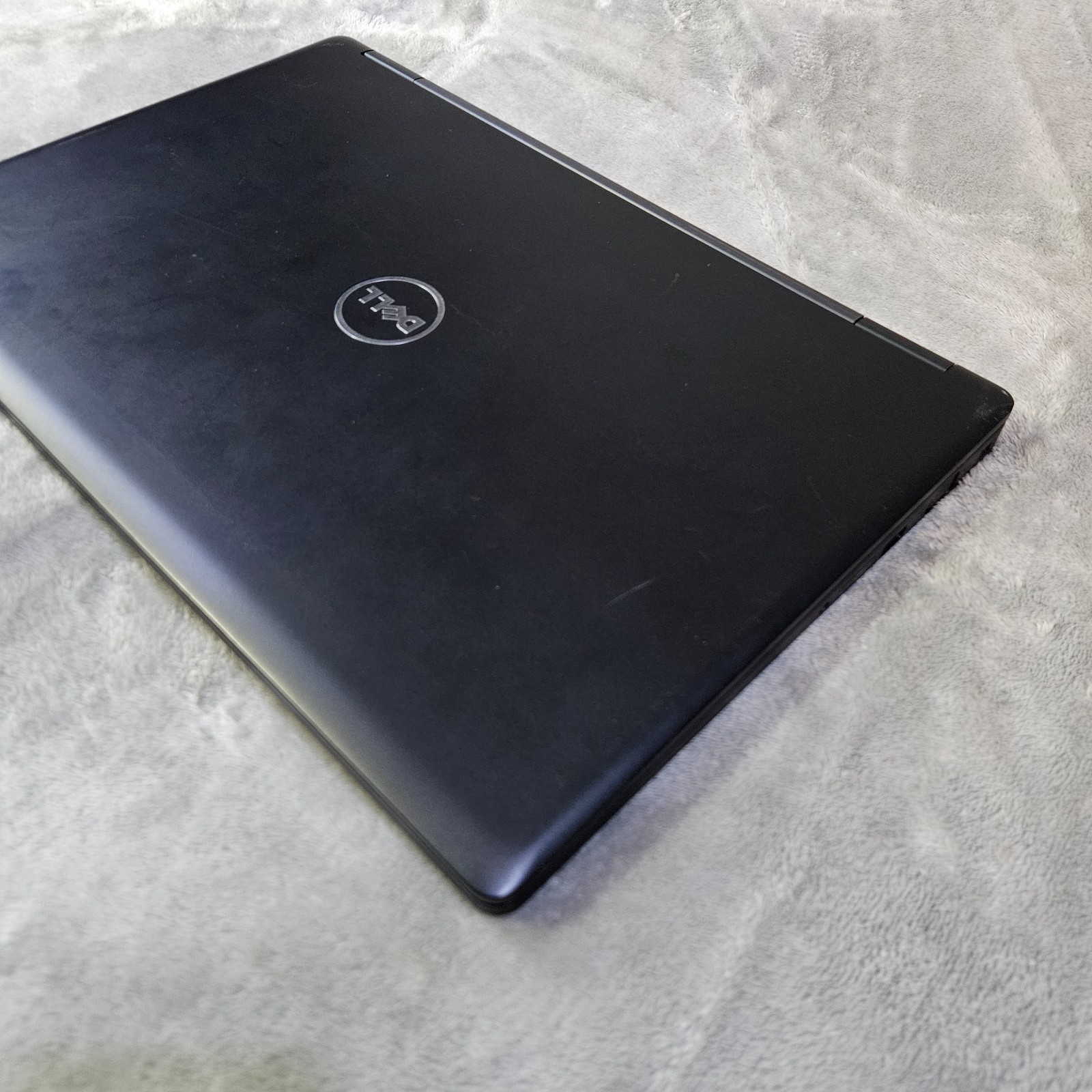 Dell Latitude 5580 Laptop i5-6300U 2.4GHz 16GB RAM NO SSD/OS W 65W Charger