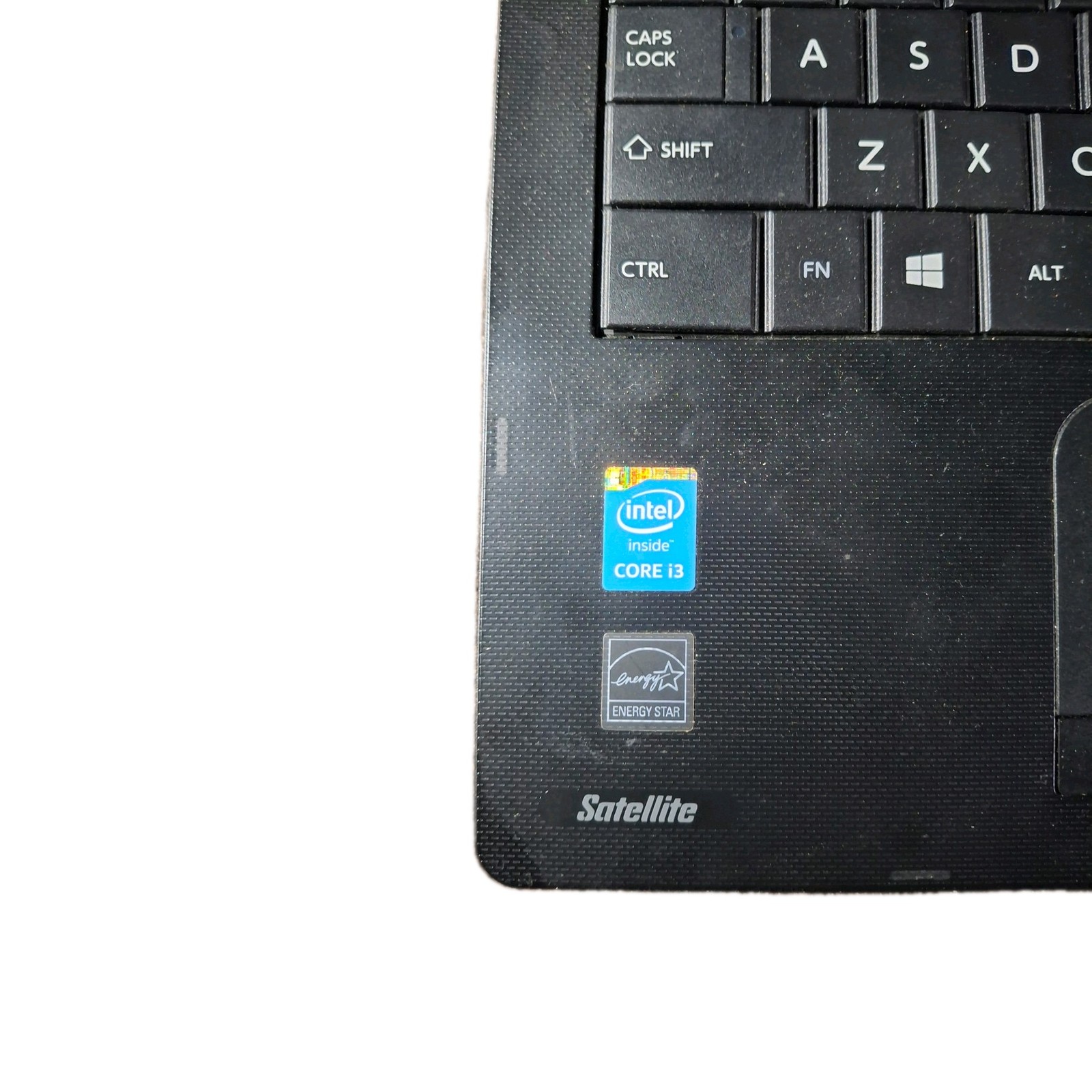 Toshiba Satellite C55-B5200 Laptop w/cord. 15.6″ Intel Core i3 6GB RAM 750 GB HD