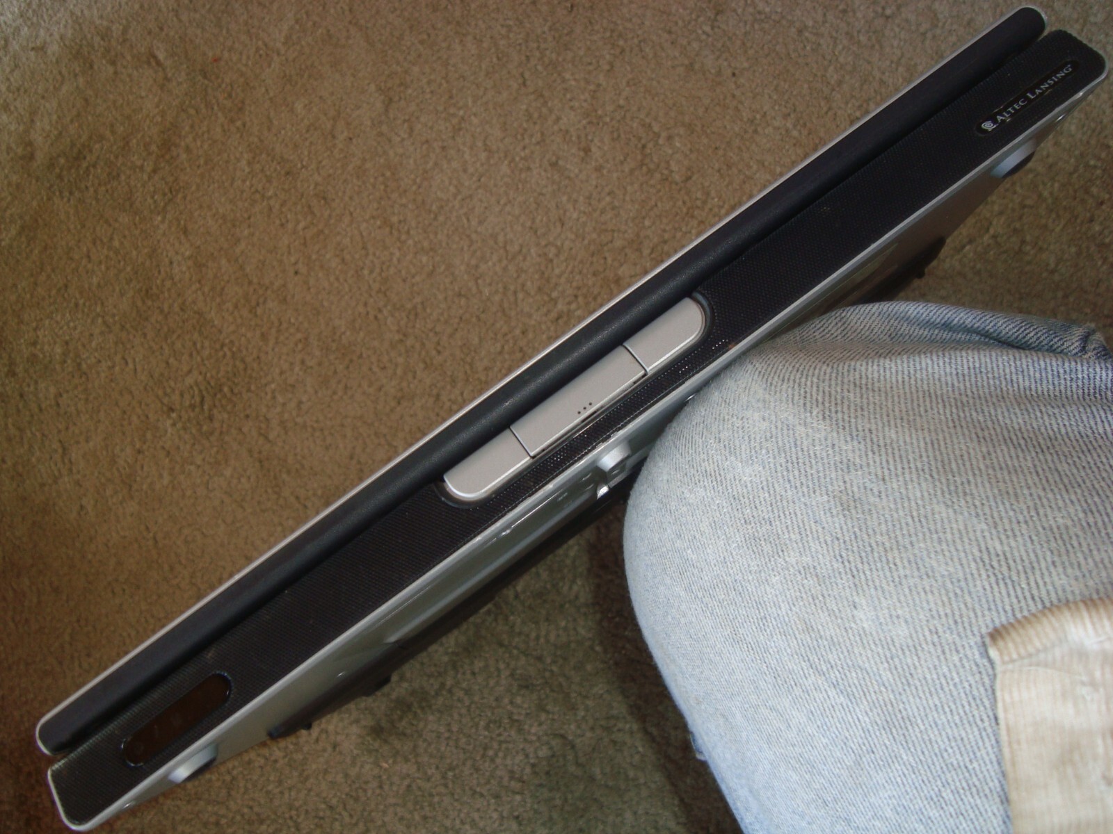 HP Pavilion dv4000 / dv4320us Laptop / remote