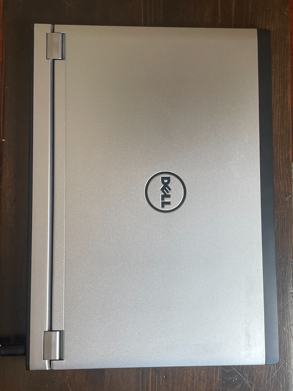 Dell Latitude 3330 Intel i5@3337 1.8ghz 8GB 256gb and 240GB SSD Windows 10 Pro