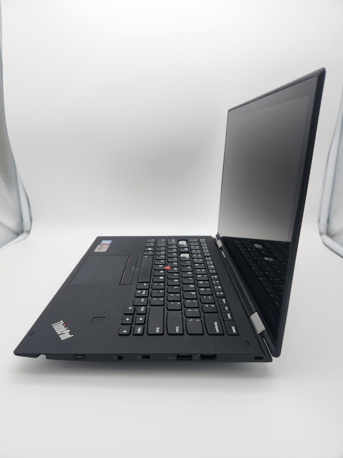 Lenovo ThinkPad X1 Yoga 2nd Gen Core i7-7600U 16GB RAM NO SSD/OS . FOR PARTS