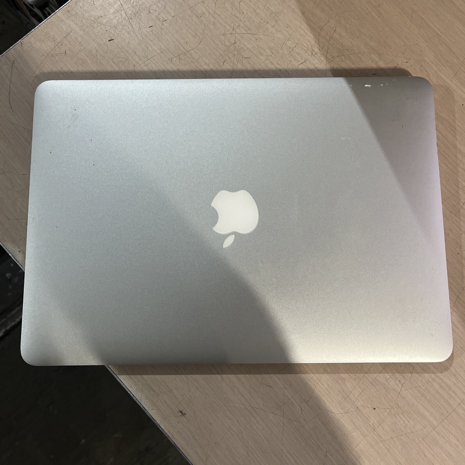 APPLE MACBOOK AIR 13″ MID-2013 CORE I5-4250U 1.3GHZ 4GB RAM