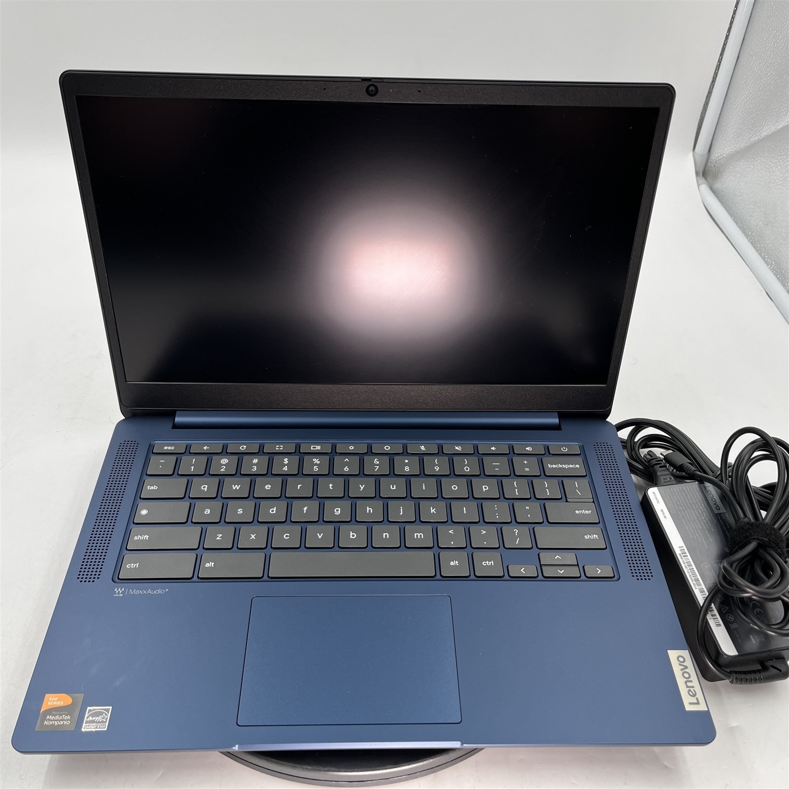 Lenovo IP Slim 3 ChromeBook Kompanio 520/4GB RAM/64GB eMMC SSD