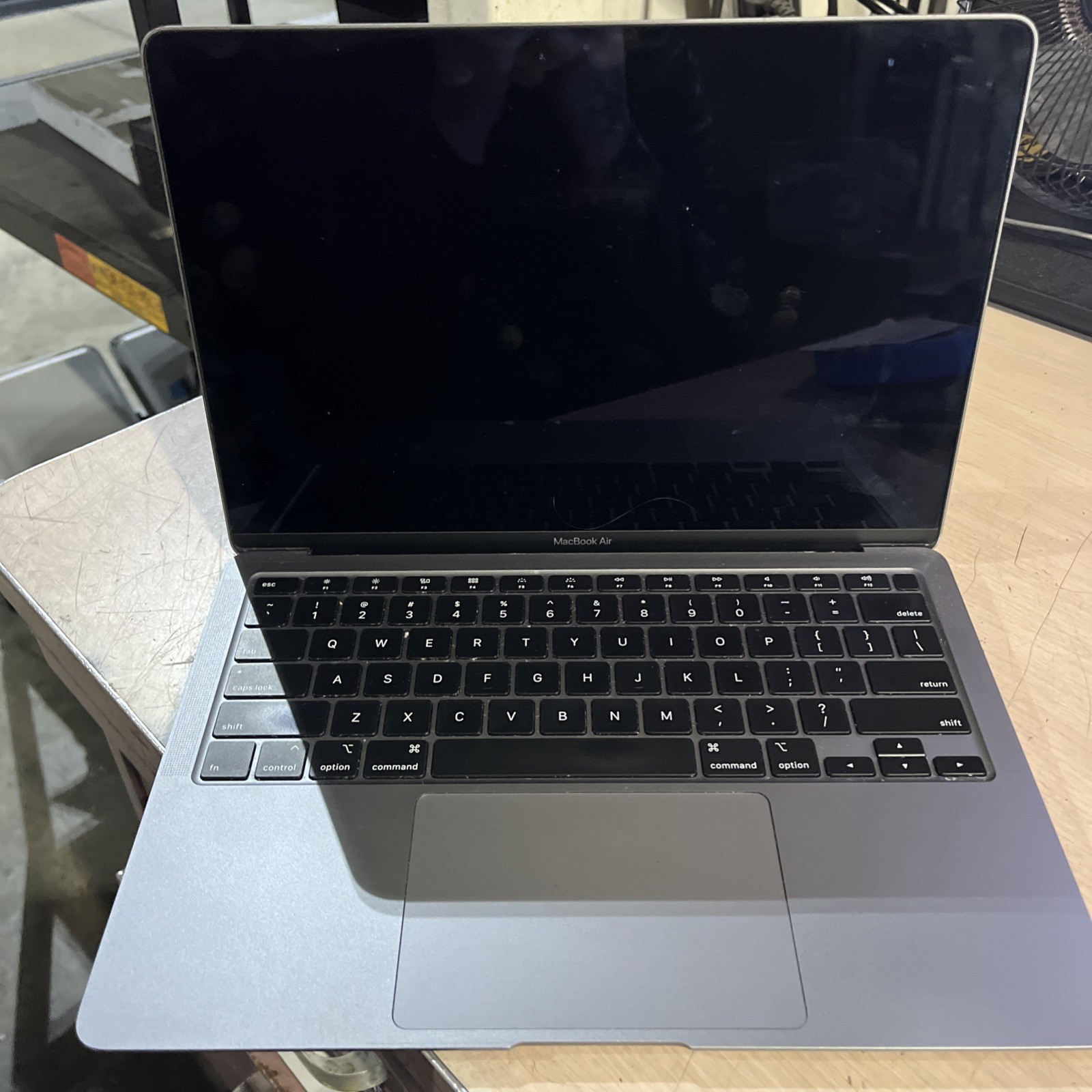 APPLE MACBOOK AIR 13″ SCISSOR, 2020 CORE I3-1000NG4 1.1GHZ 8GB RAM 256SSD /