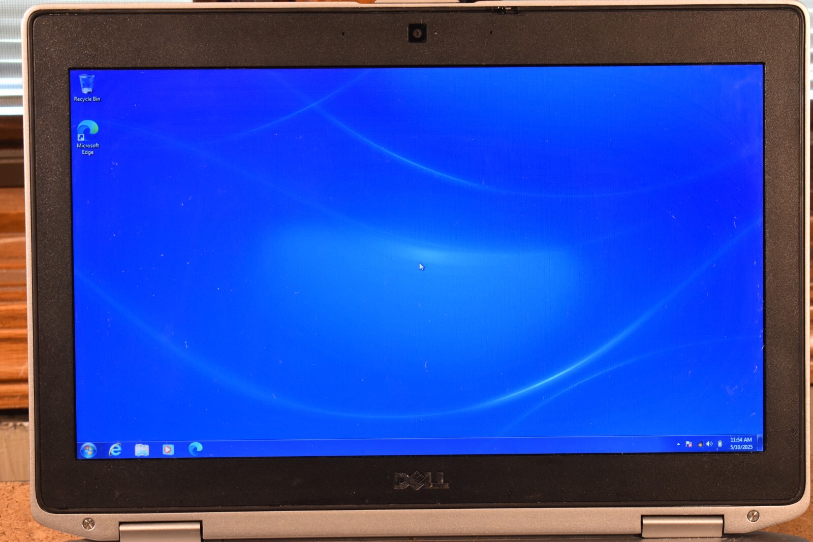 Dell Latitude E6420 Intel Core i5-2520M 4GB RAM 320GB HDD Windows 7 32bit Webcam